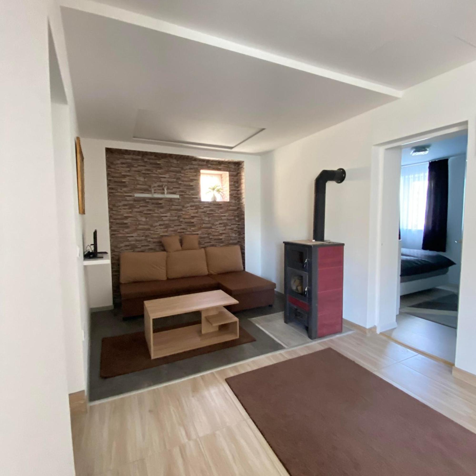 Appartement Perla Vendeghaz Igal Extérieur photo