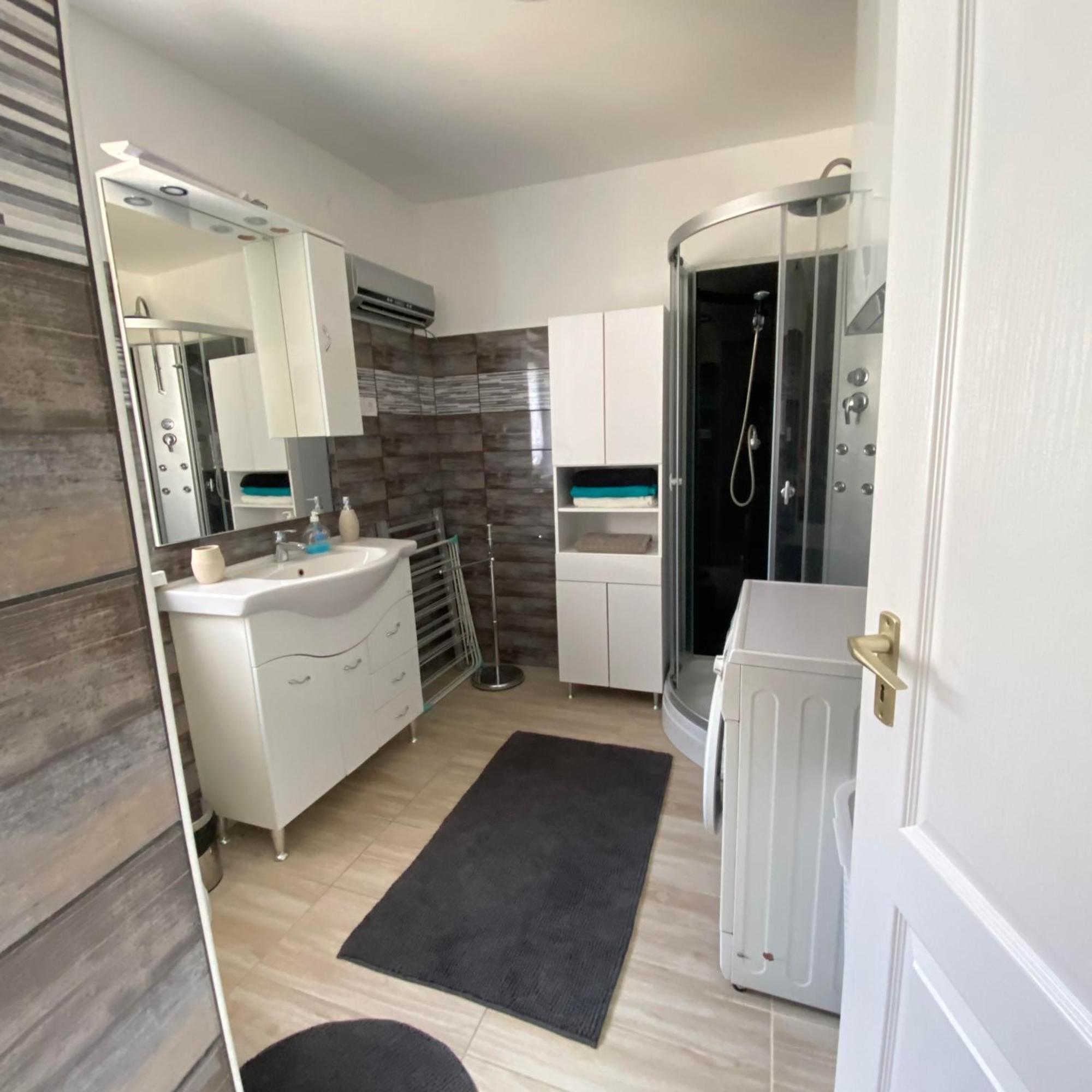 Appartement Perla Vendeghaz Igal Extérieur photo
