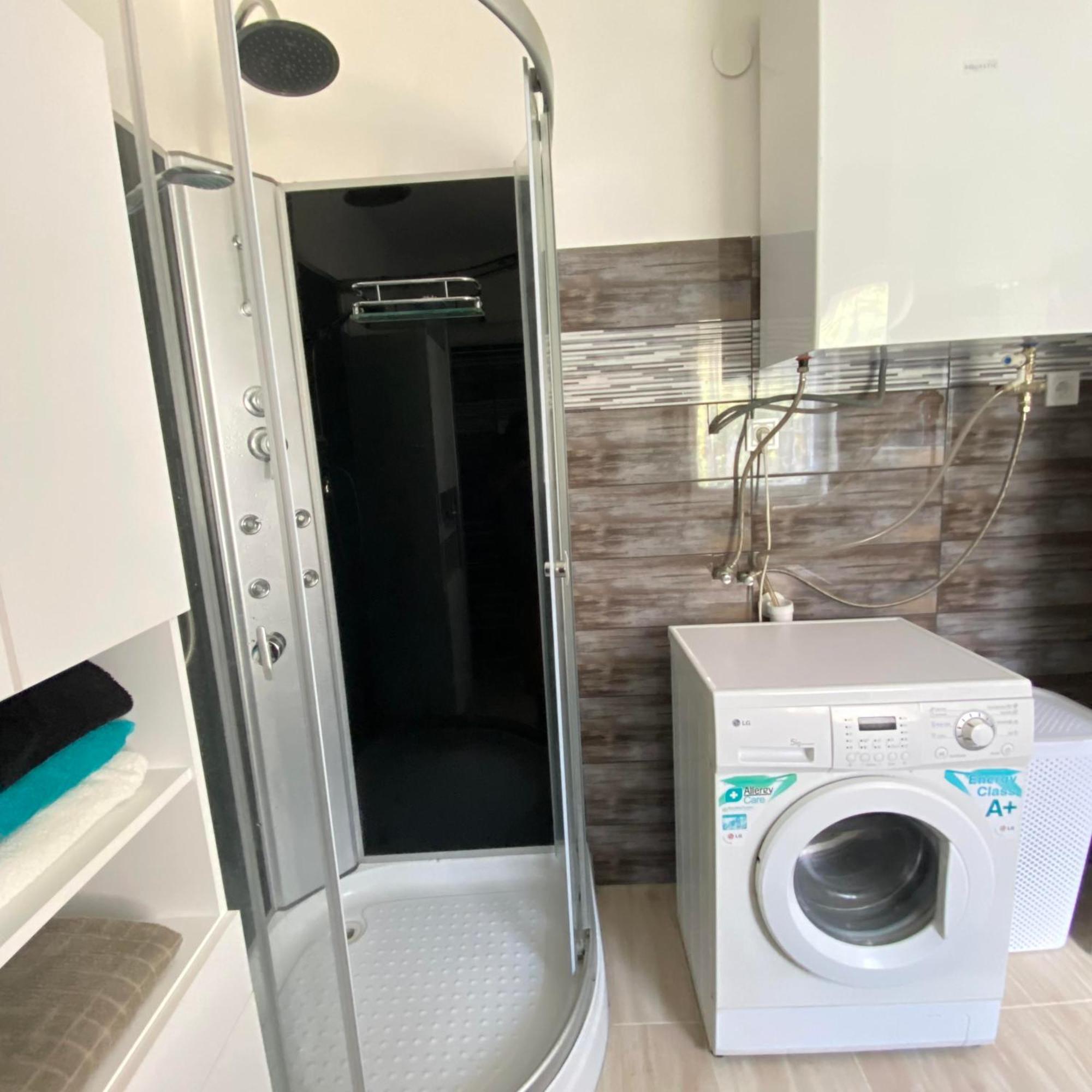 Appartement Perla Vendeghaz Igal Extérieur photo